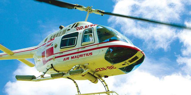 Mauritius mountain peaks helicopter tour (15)